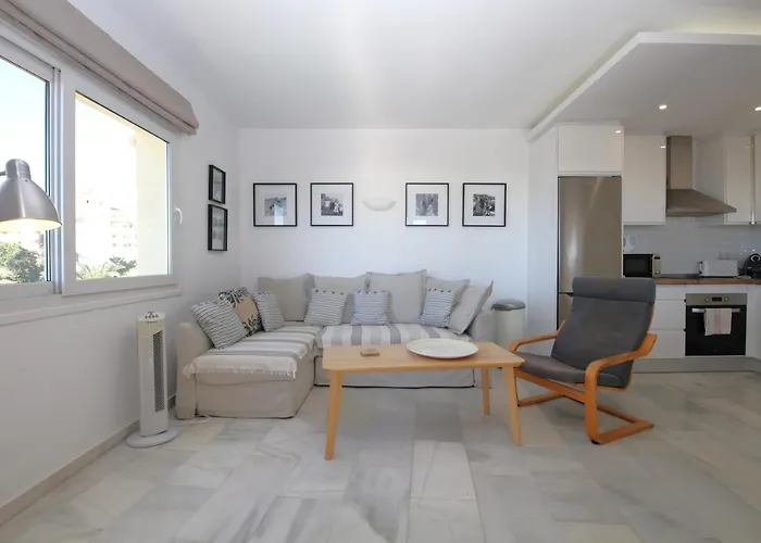 Port Alice Apartment