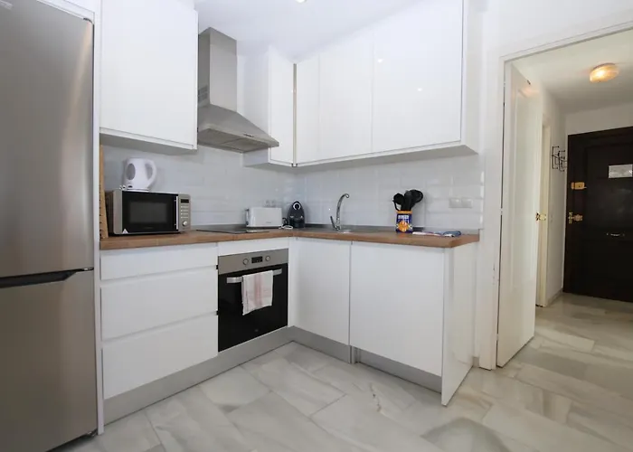 Port Alice * Estepona