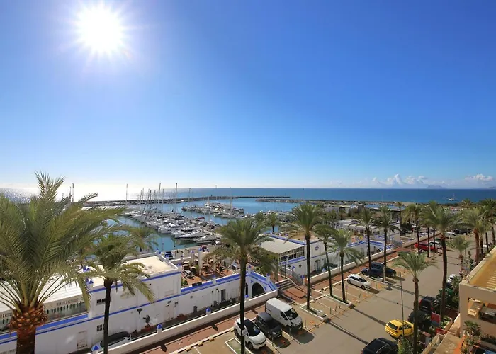 Port Alice * Estepona